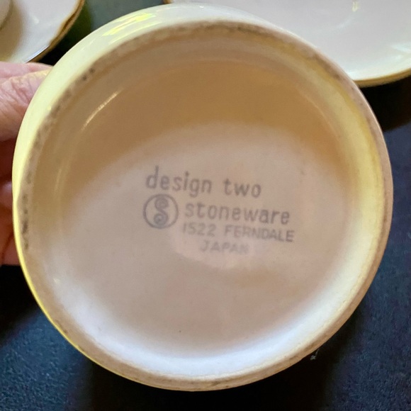 🔥Design Two Stoneware Saucers (2) with Sugar & Cream Set - Japan🔥 - Picture 6 of 11